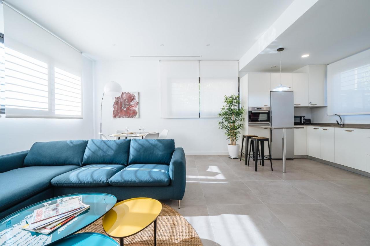 Urban Pulses Nervion Apartman Sevilla Kültér fotó
