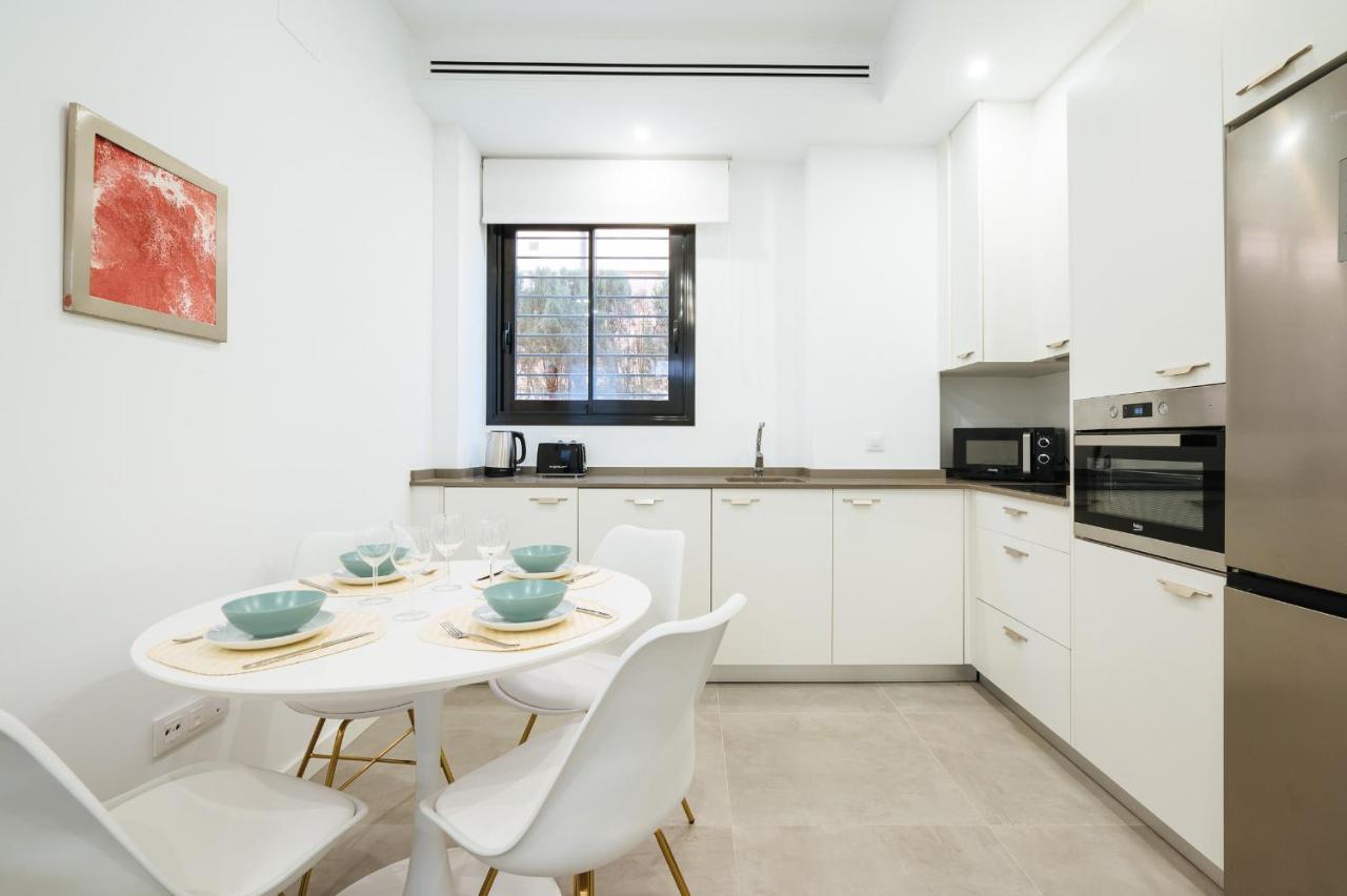 Urban Pulses Nervion Apartman Sevilla Kültér fotó
