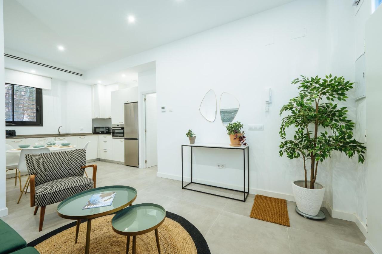 Urban Pulses Nervion Apartman Sevilla Kültér fotó