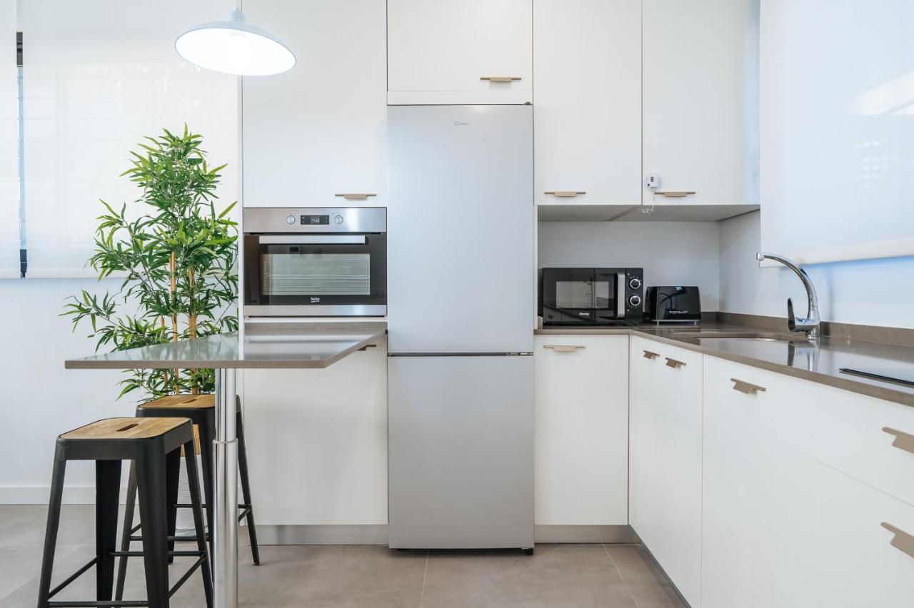 Urban Pulses Nervion Apartman Sevilla Kültér fotó